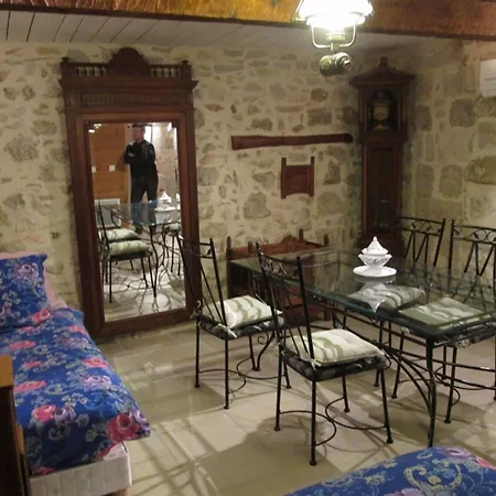 Vieux Couette-café